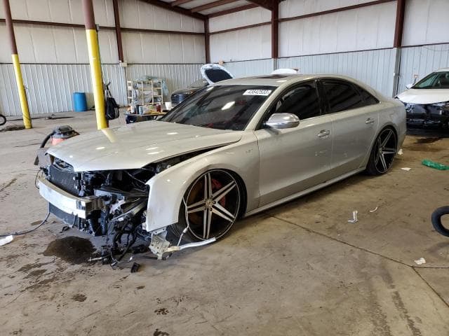AUDI S8