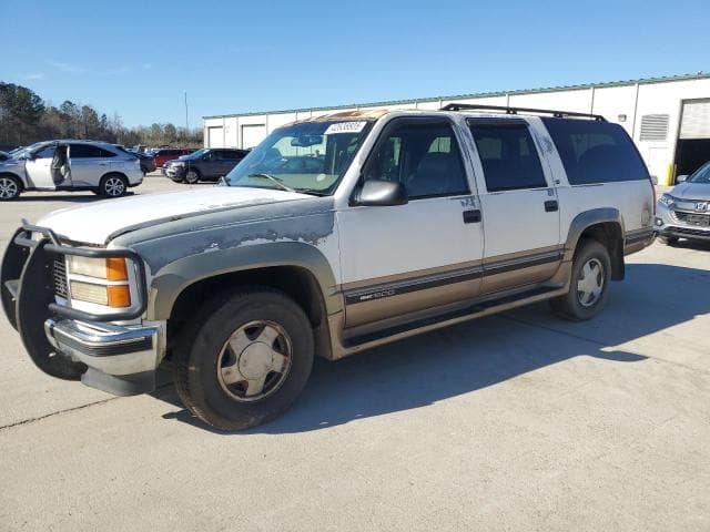 GMC SUBURBAN