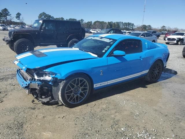 FORD MUSTANG