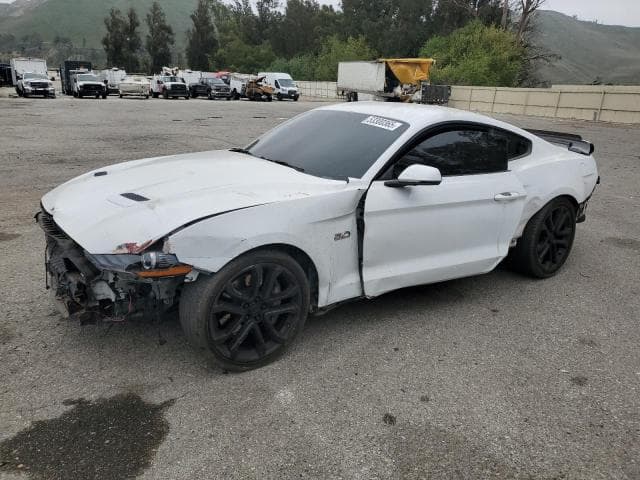 FORD MUSTANG