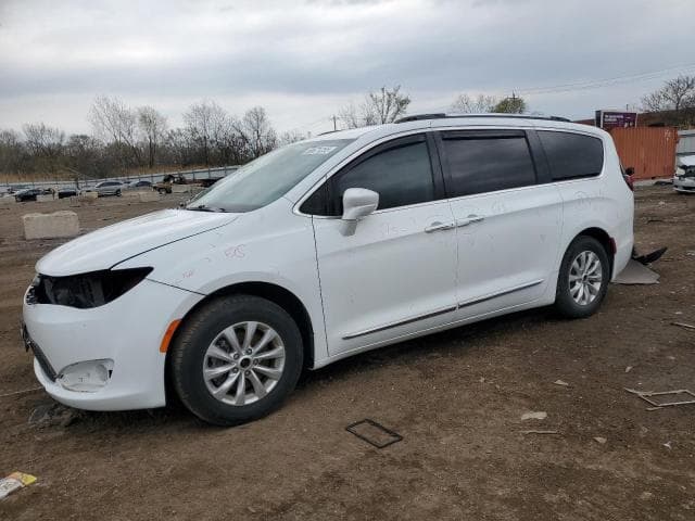 CHRYSLER PACIFICA