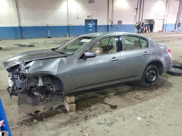 INFINITI Q40