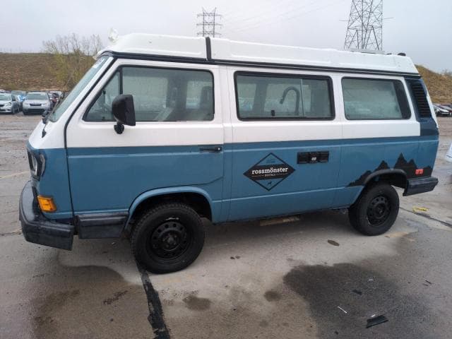 VOLKSWAGEN MINIVAN