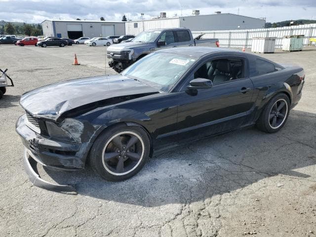 FORD MUSTANG