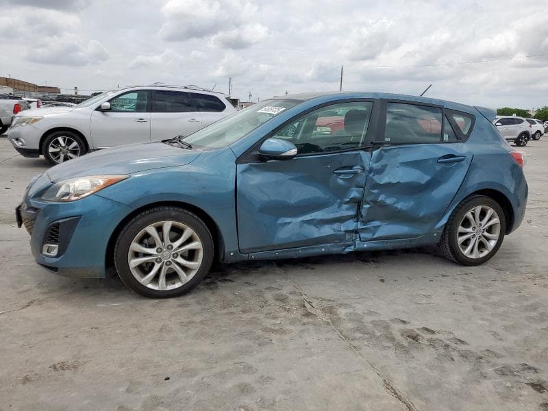 MAZDA MAZDA3