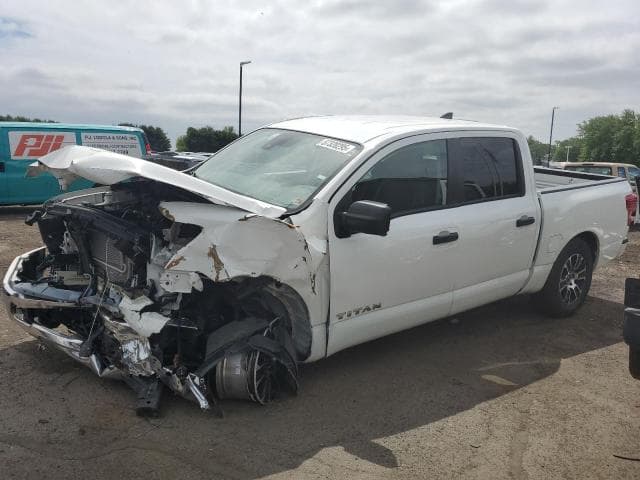 NISSAN TITAN