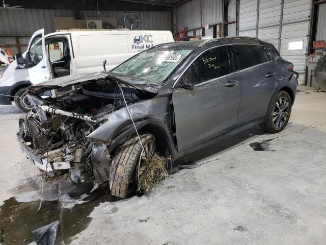 INFINITI QX30