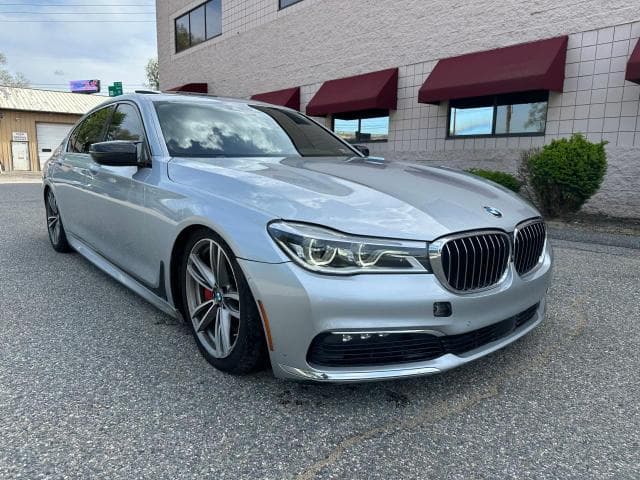 BMW 7 SERIES