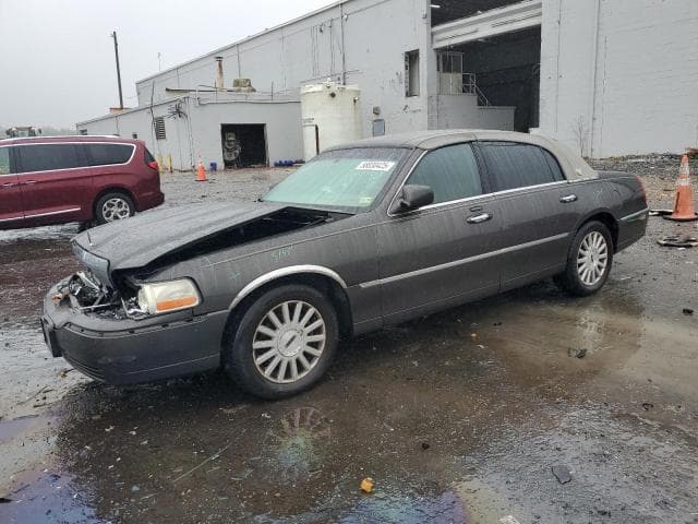 LINCOLN TOWNCAR