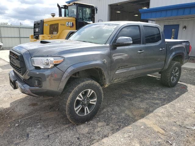 TOYOTA TACOMA