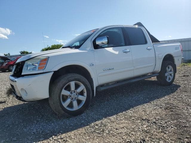 NISSAN TITAN