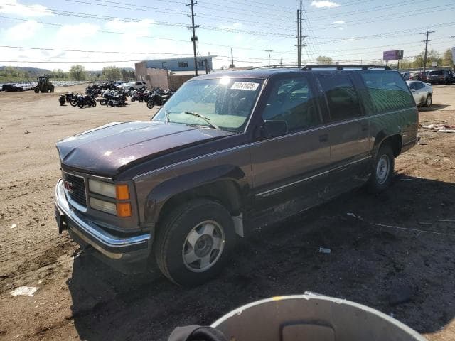 GMC SUBURBAN