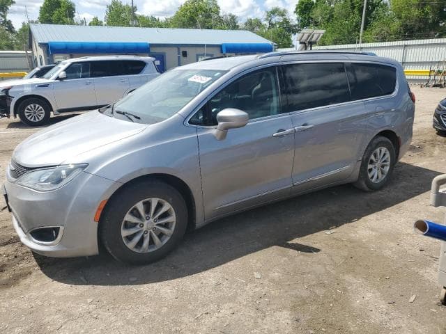 CHRYSLER PACIFICA