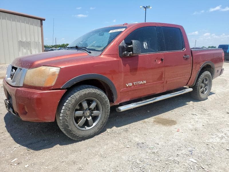 NISSAN TITAN