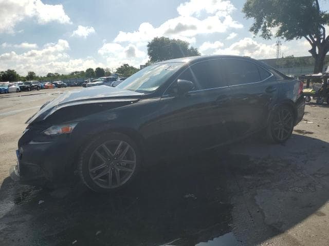 LEXUS IS