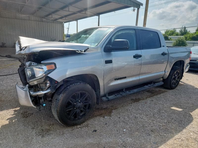 TOYOTA TUNDRA
