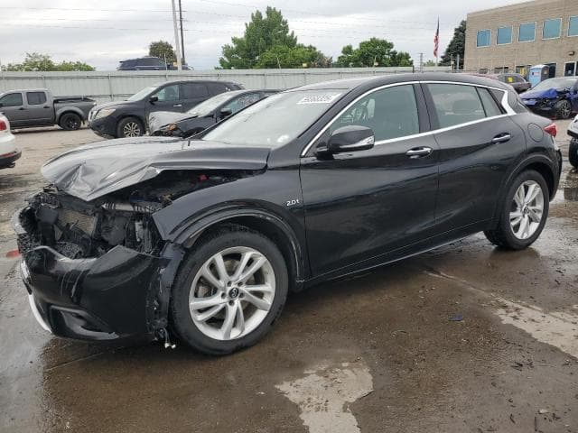 INFINITI QX30
