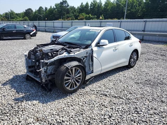 INFINITI Q50