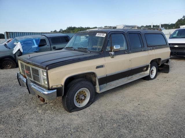 GMC SUBURBAN