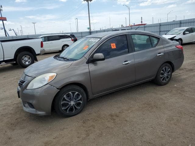 NISSAN VERSA