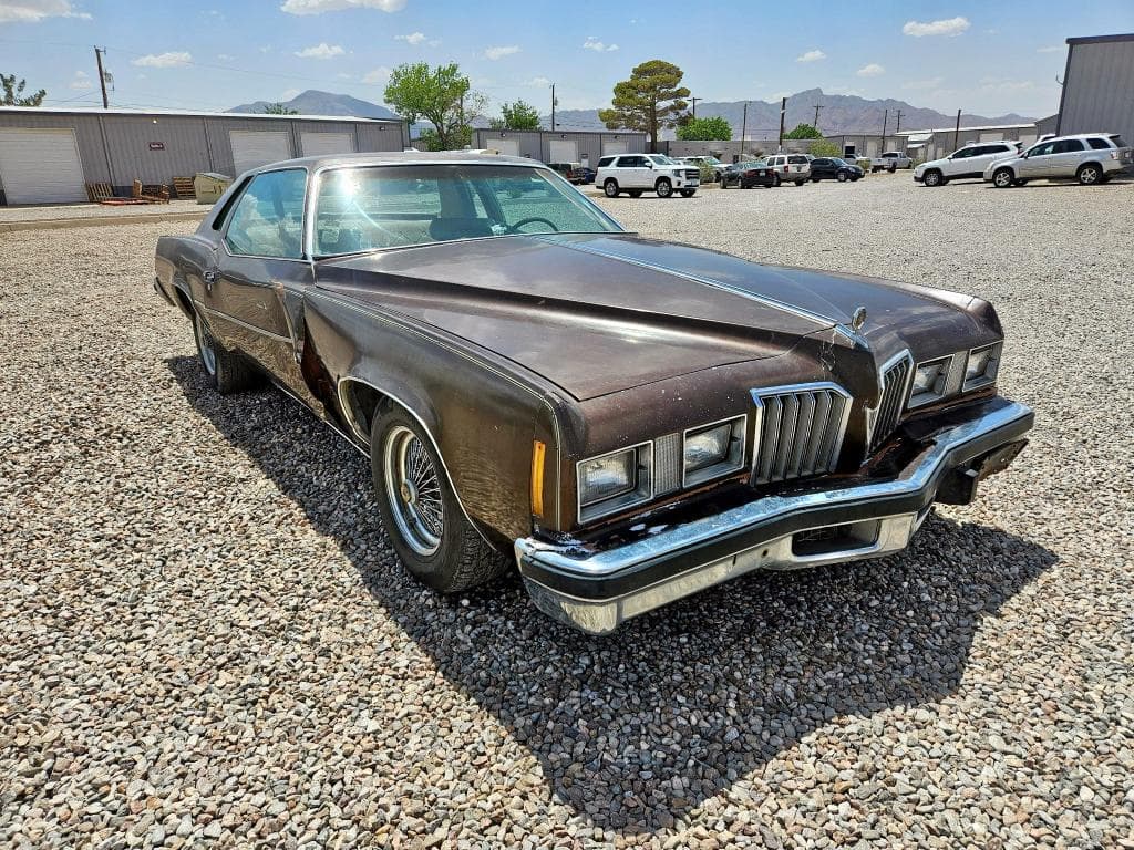 PONTIAC GRANDPRIX