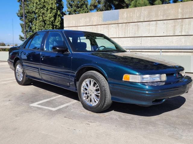 OLDSMOBILE CUTLASS