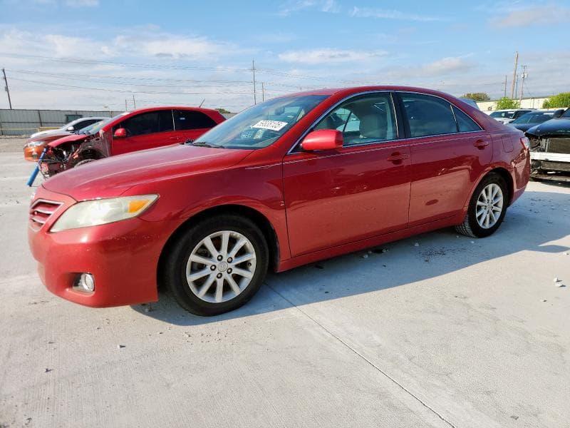 TOYOTA CAMRY