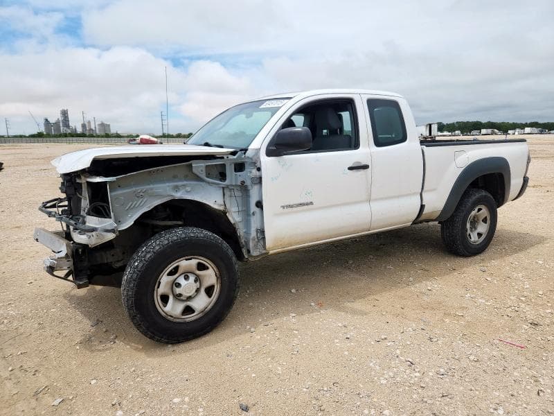 TOYOTA TACOMA