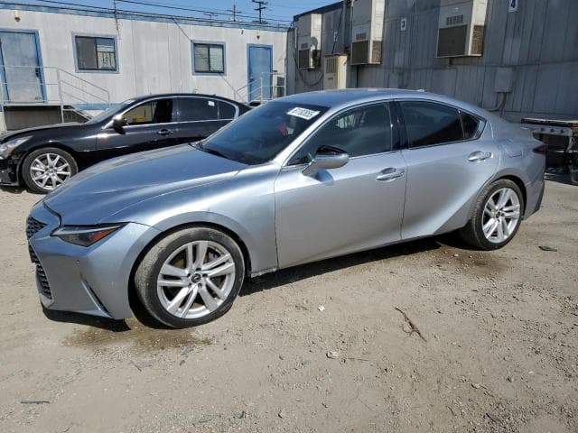 LEXUS IS
